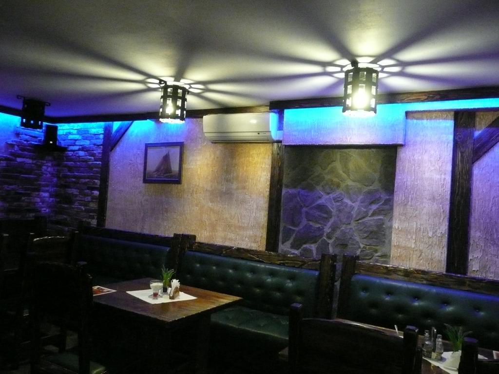 Karczma Parchatka Exterior foto